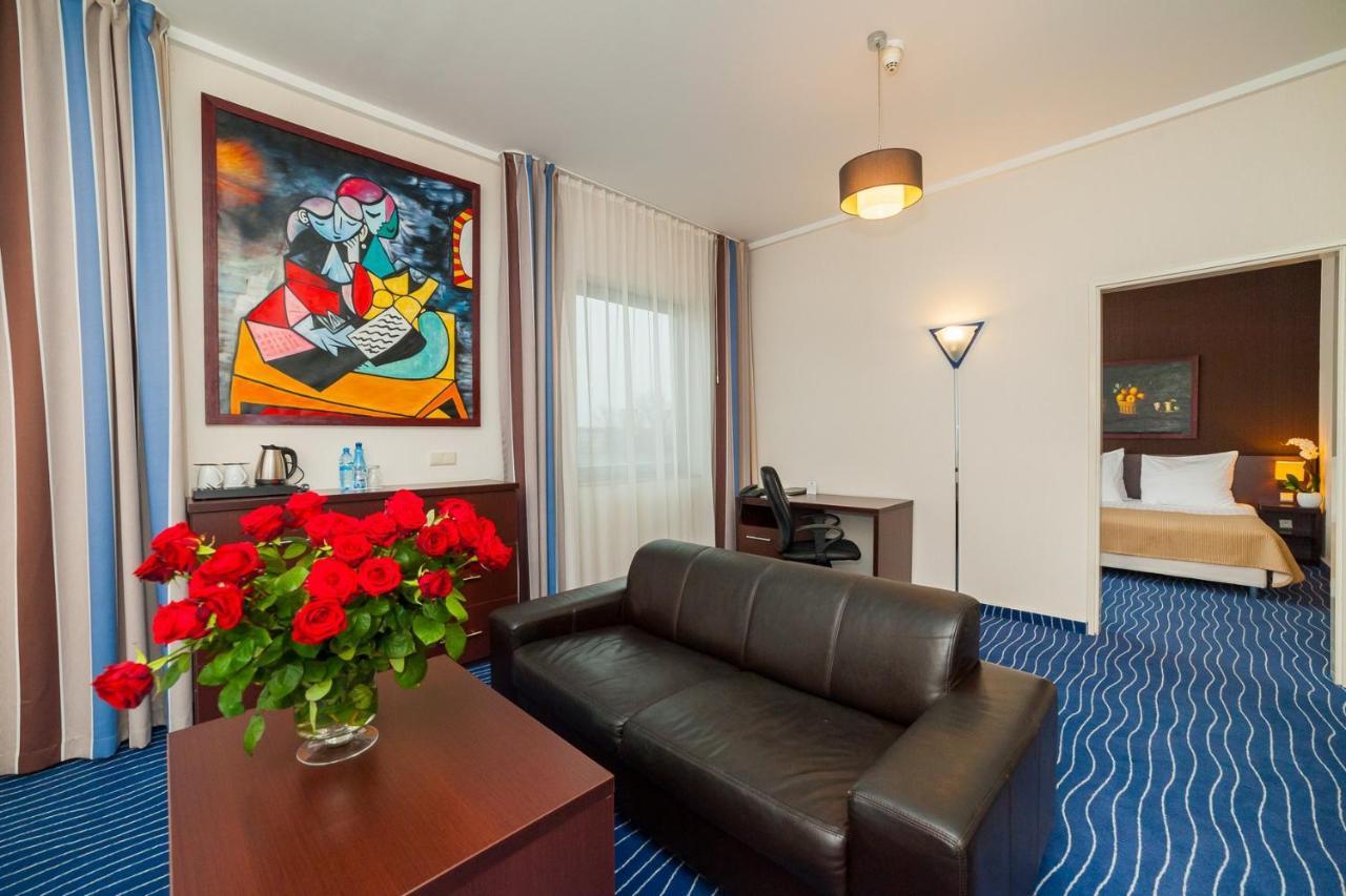 Express Krakow Hotel קרקוב מראה חיצוני תמונה