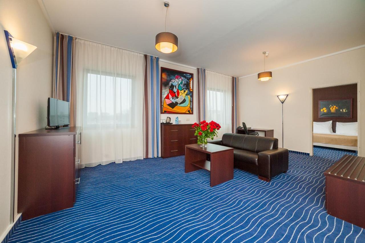 Express Krakow Hotel קרקוב מראה חיצוני תמונה